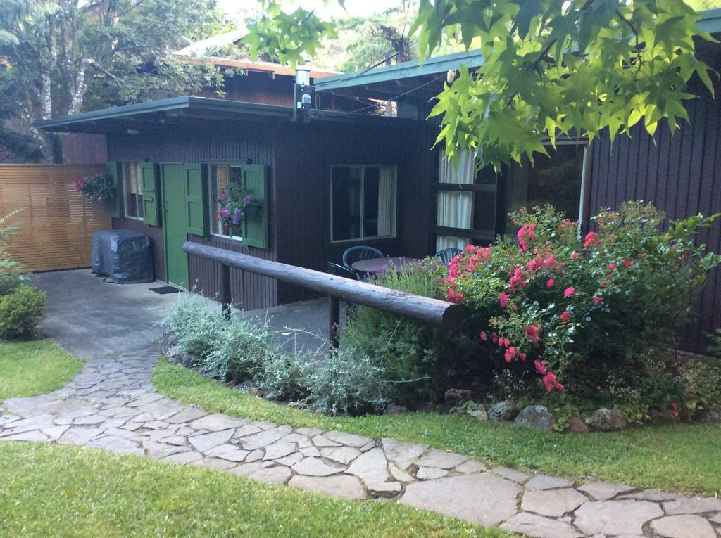 Bed and Breakfast Rapaura Watergardens Tapu Esterno foto